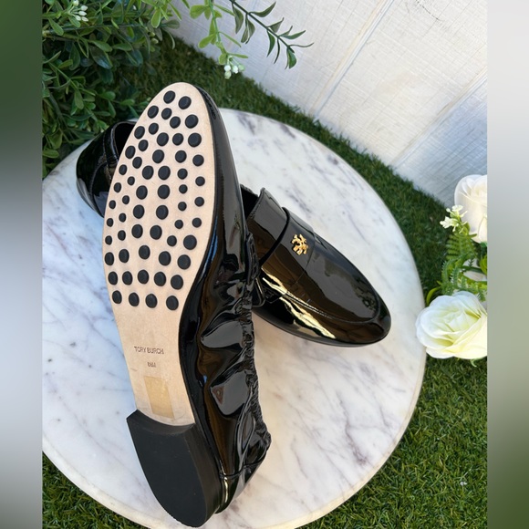 TORY BURCH Patent LeatherBallet Loafers Perfect Black size 8.5 NEW